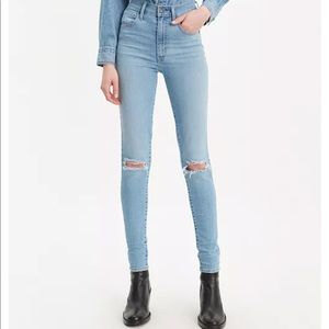 Levi’s Mile High Super Skinny distressed jeans